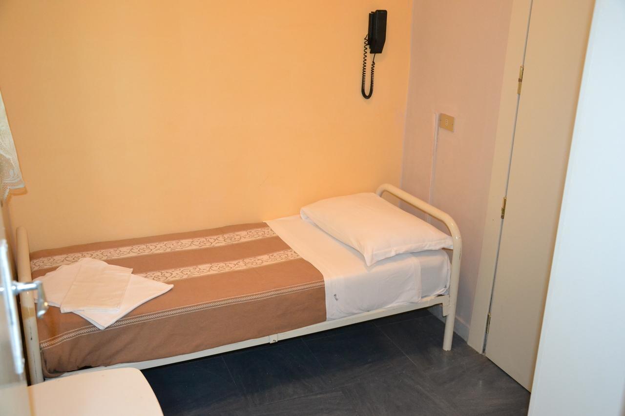 Hotel Britta Rimini Kültér fotó